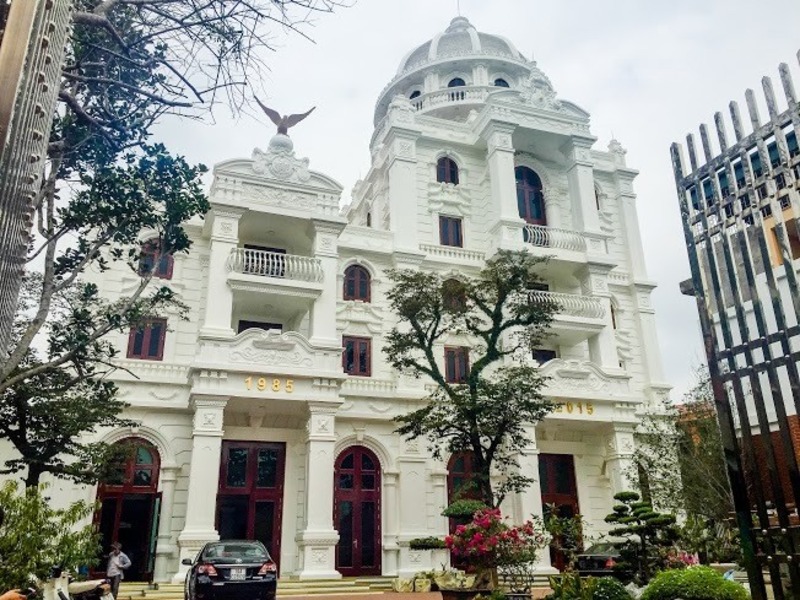Lâu đài trắng ở Phú Thọ thuộc chủ sở hữu của nữ đại gia Tô Thị Thịnh