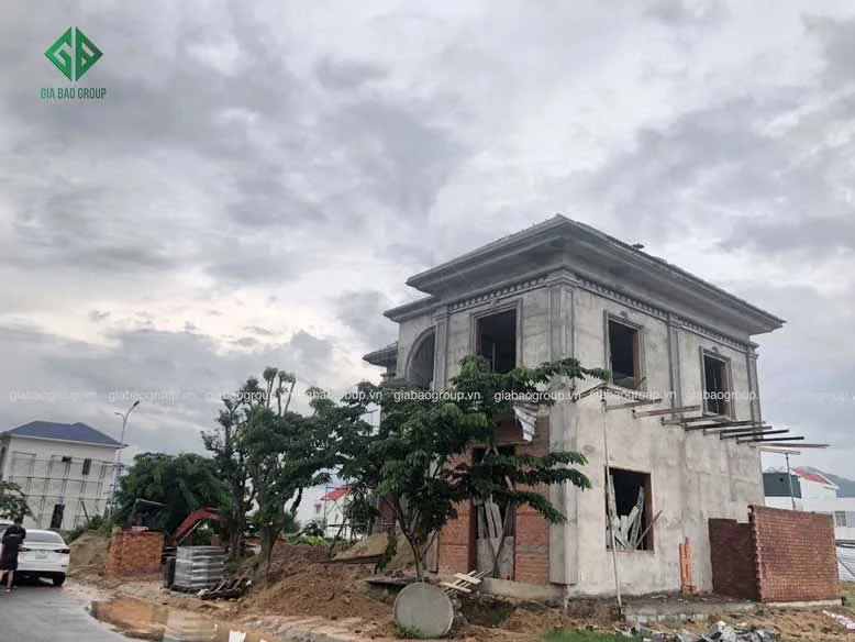Quá trình thi công biệt thự bán cổ điển tại Nha Trang.