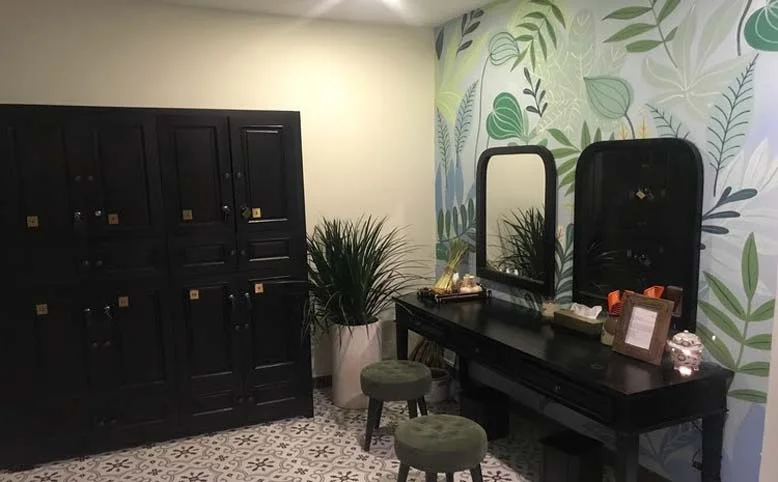 Màu xanh len lỏi vào khắp không gian nội thất spa