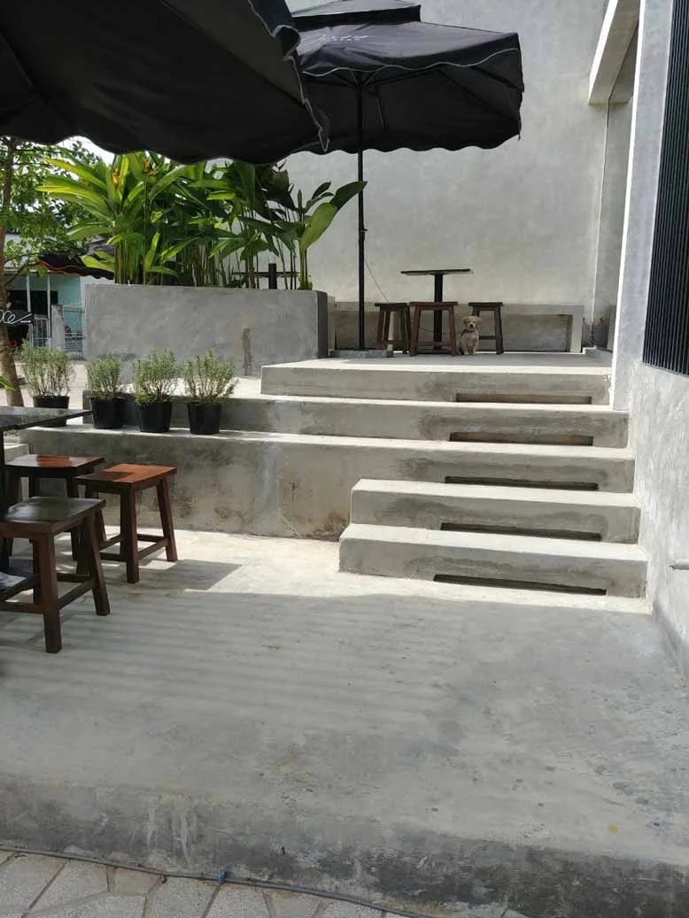 Thi công quán cafe ours coffee mặt tiền
